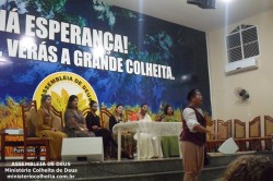 Peça da Companhia de Teatro Jeová Nissi na Colheita