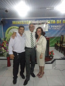 ANIVERSÁRIO DO CONJUNTO DAS IRMÃS E HOMENAGEM PELO ANIVERSÁRIO DE CASAMENTO DO PASTOR! (Congregação Itaboraí)