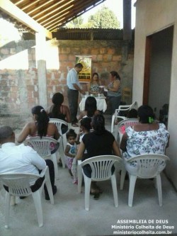 Casa da Sabrina e Leonardo - Obreiros Enviados Dc.ª Vera, Dc.ª Jussara e Ob. Moacyr